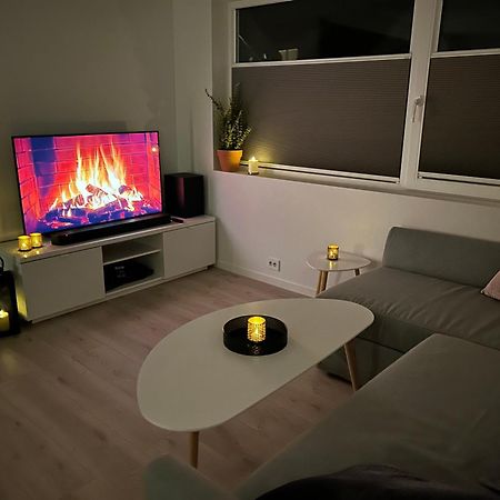 Sorlandsidyll Med Svommebasseng! Apartment Kristiansand Exterior foto